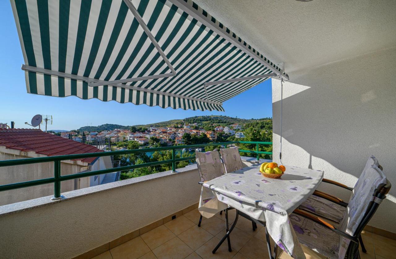 Apartments Vala Zaboric - With Boat Mooring 外观 照片