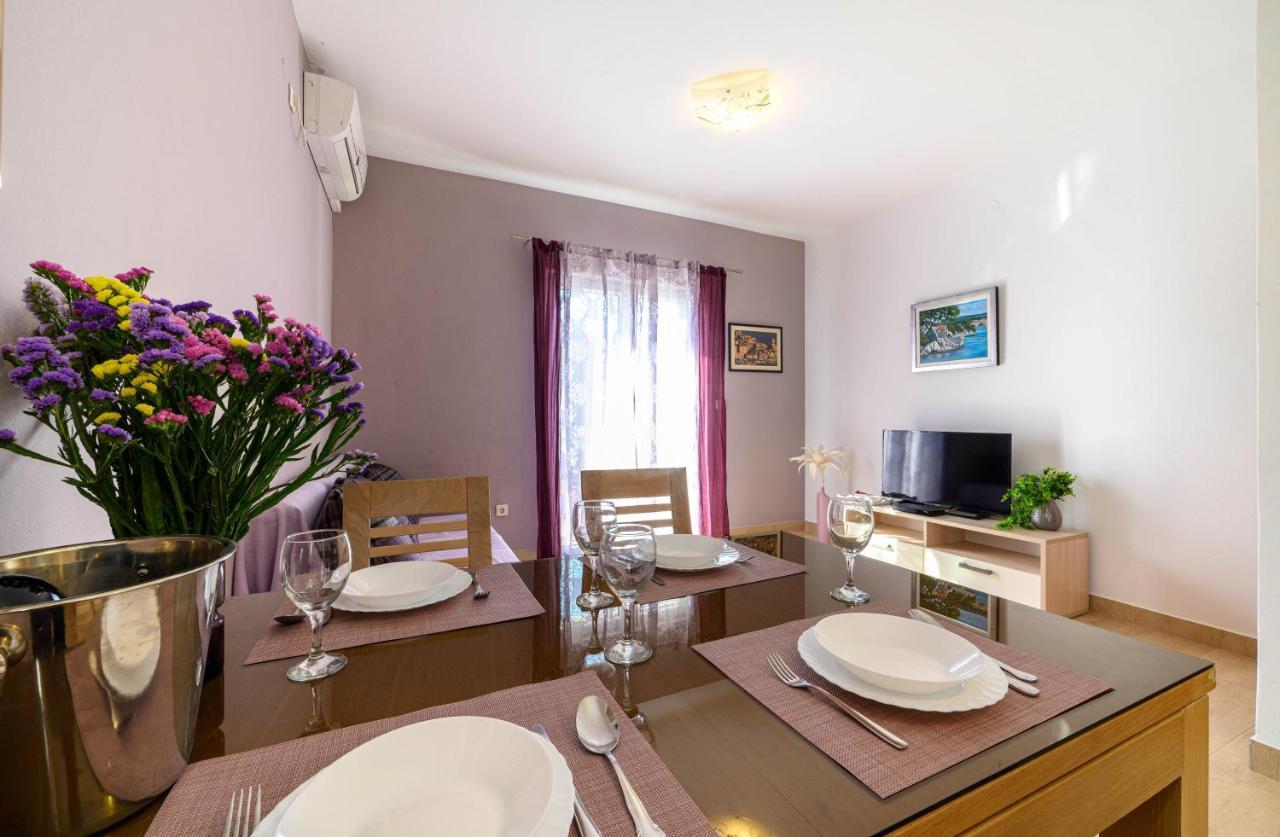 Apartments Vala Zaboric - With Boat Mooring 外观 照片