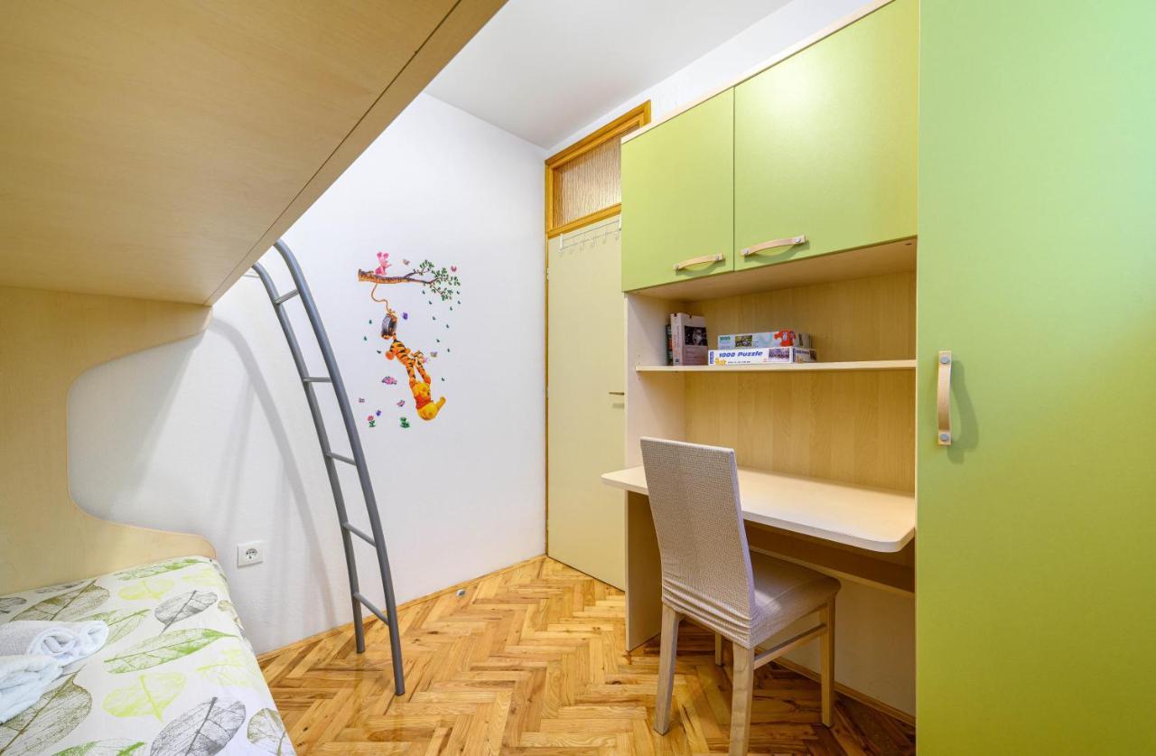 Apartments Vala Zaboric - With Boat Mooring 外观 照片