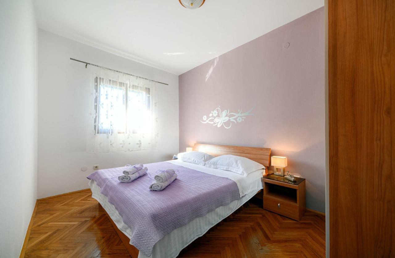 Apartments Vala Zaboric - With Boat Mooring 外观 照片